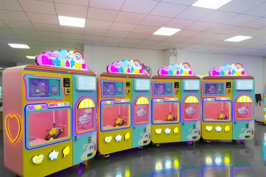 Les machines à barbe à papa autonomes débarquent : FizzzUp révolutionne l&#8217;événementiel sucré ! 🍭